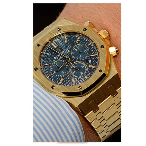Audemars-Piguet-Gold-Royal-Oak-Blue-Arm-3.jpg AP Yellow Gold Replica