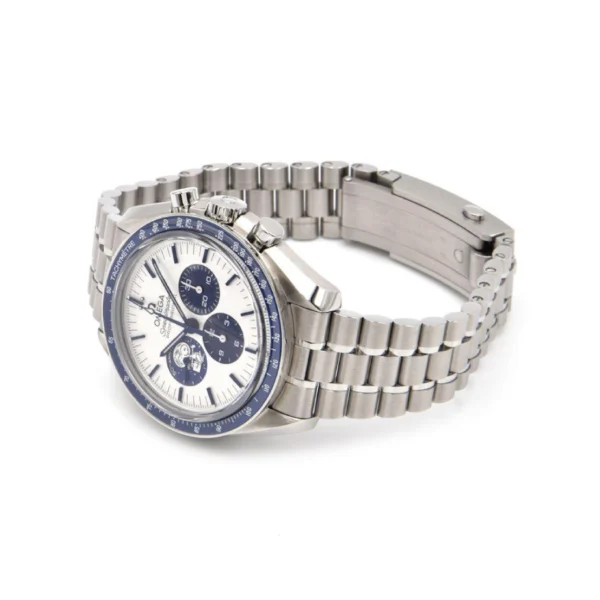 Speedmaster Silver Snoopy Award