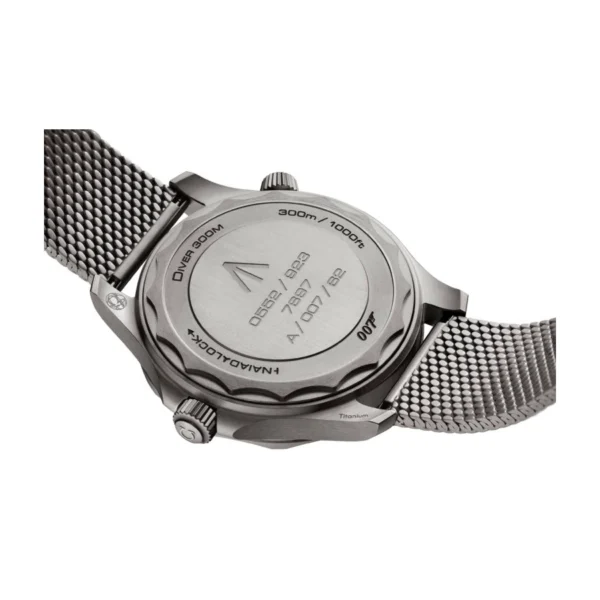 Seamaster 300M 007 Brown Dial