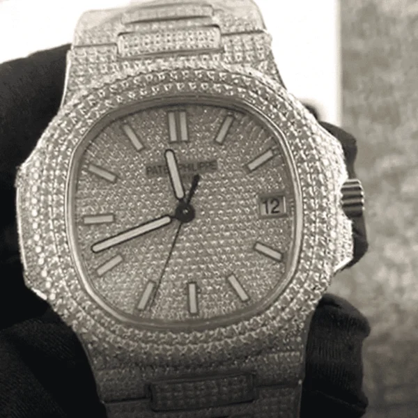 patek-iced-out-replica-2.webp Patek Iced Out 5719/10G-010 Replica