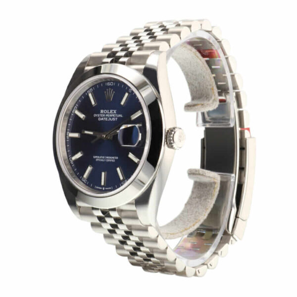 rolex-datejust-oyster-datejust-ii-steel-white-gold-126234-blue-dial-replica-8-4.jpg Rolex Datejust 126300 Steel Blue Dial Replica